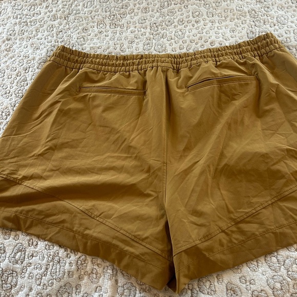 NWOT Old Navy Plus Size Women's 4x BrownShorts 4” - Picture 11 of 11